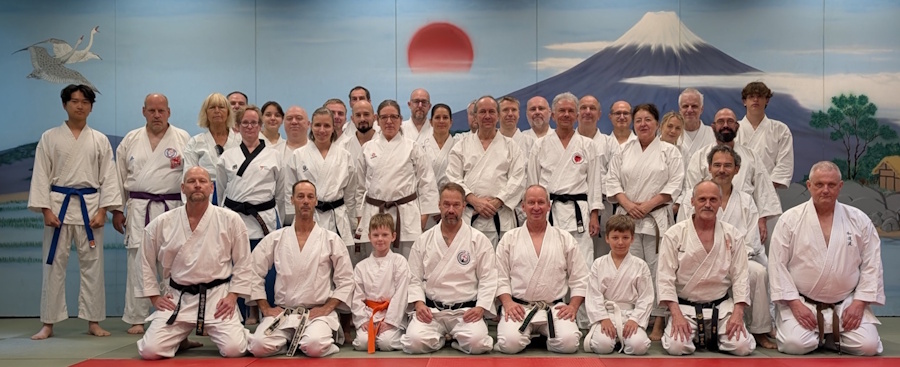 250802 Gruppe 1 0900x0367